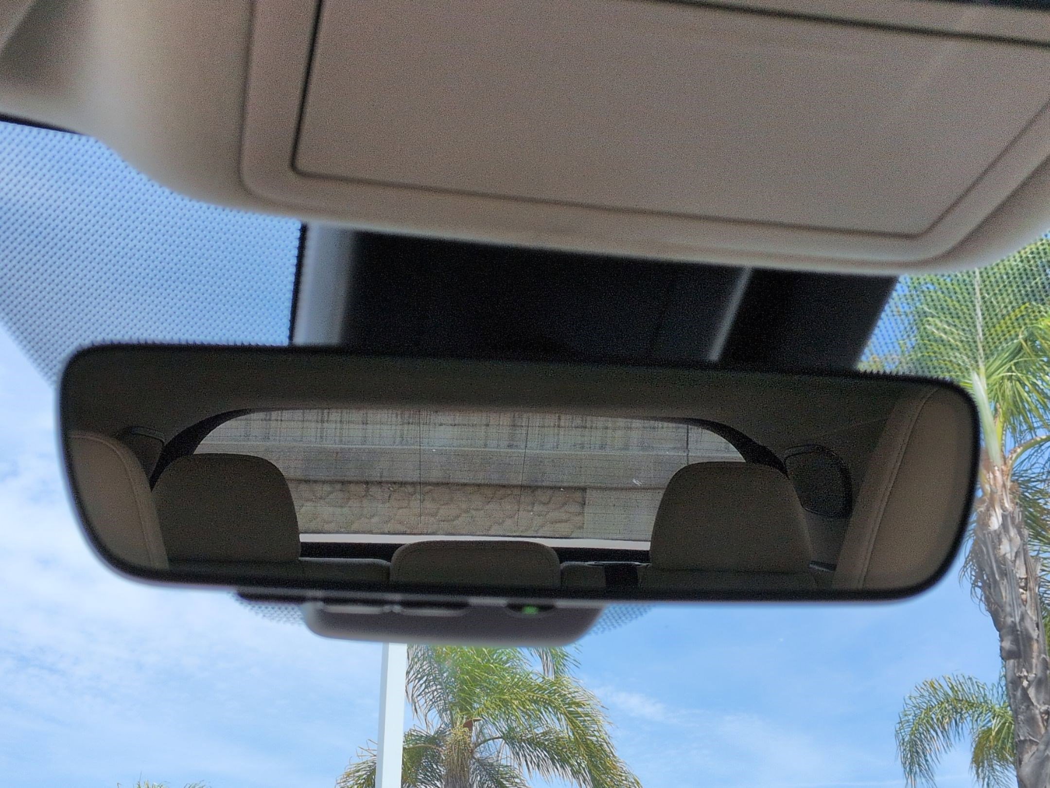 Used 2020 Lexus RX 450h AWD w/ Luxury Package image 27