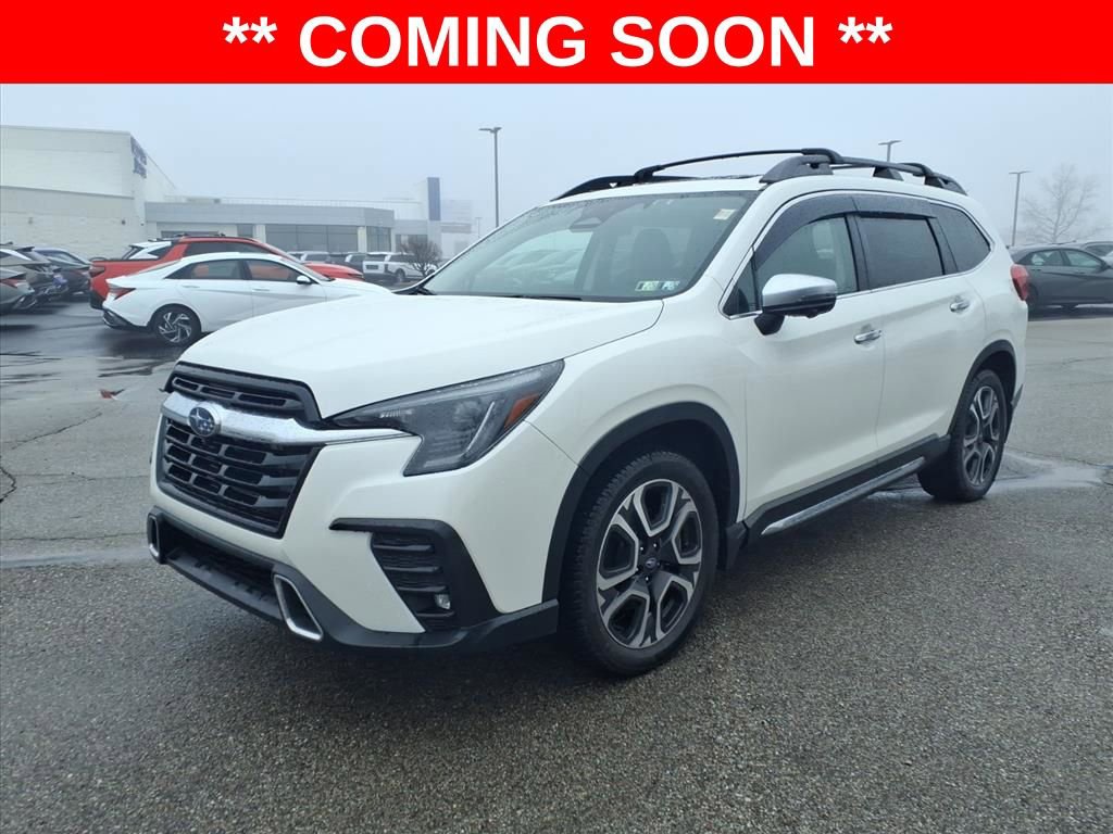 Used 2023 Subaru Ascent Touring image 4