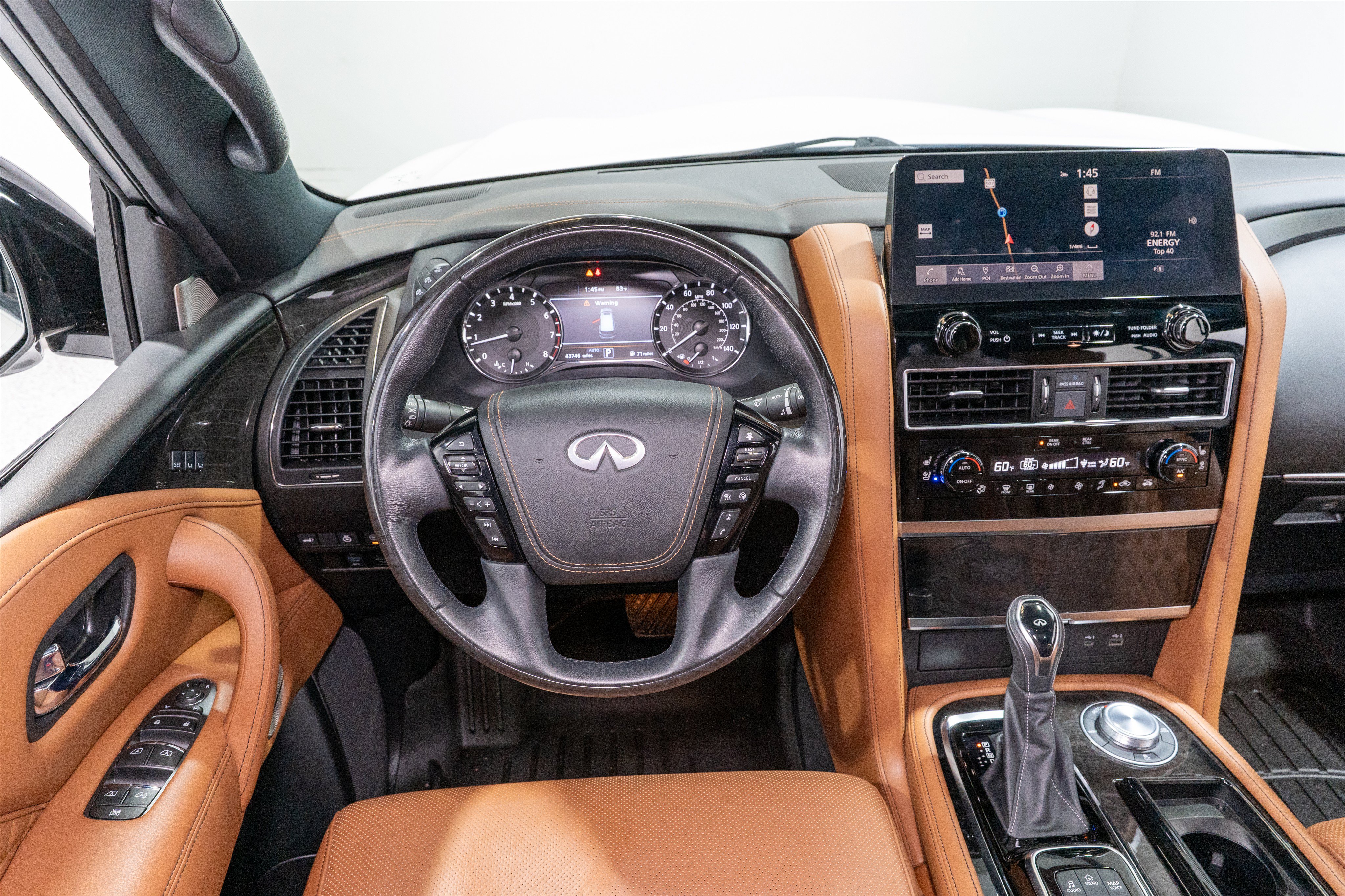 Used 2024 INFINITI QX80 Sensory AWD/4WD image 11