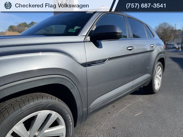 Used 2022 Volkswagen Atlas Cross Sport SE image 7