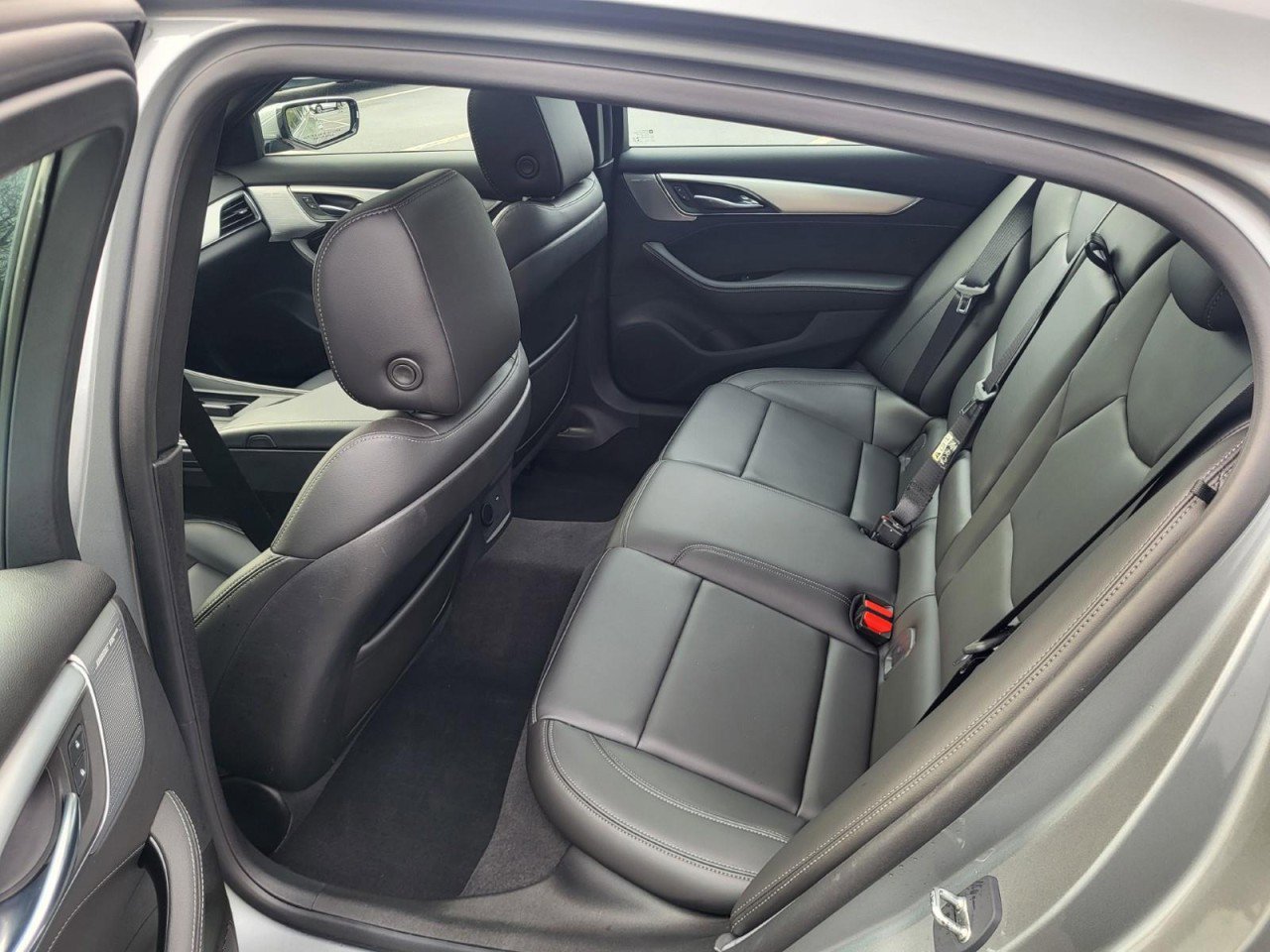 Used 2023 Cadillac CT5 Luxury w/ Sun And Sound Package image 14