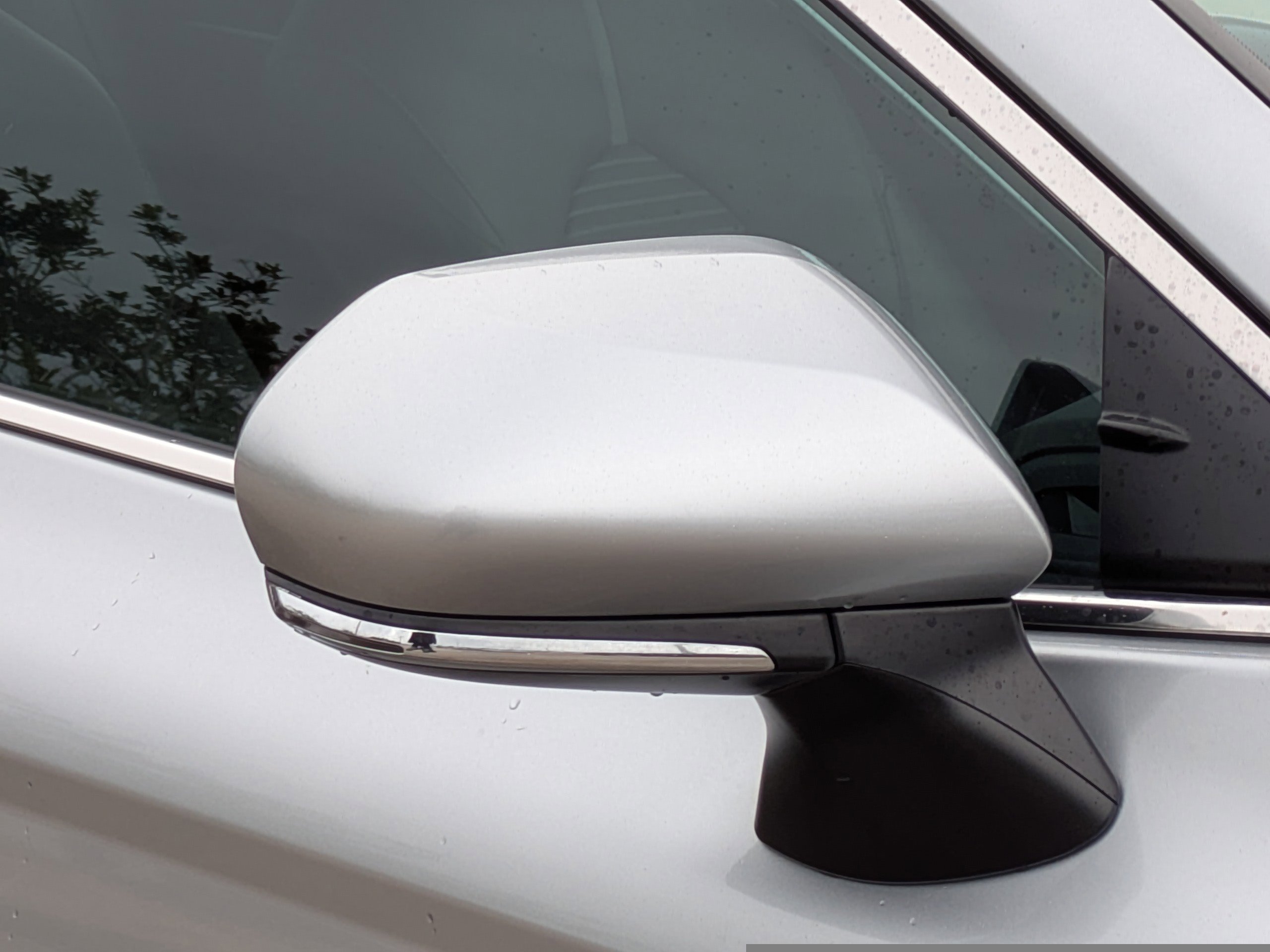 Used 2023 Toyota Camry SE image 12