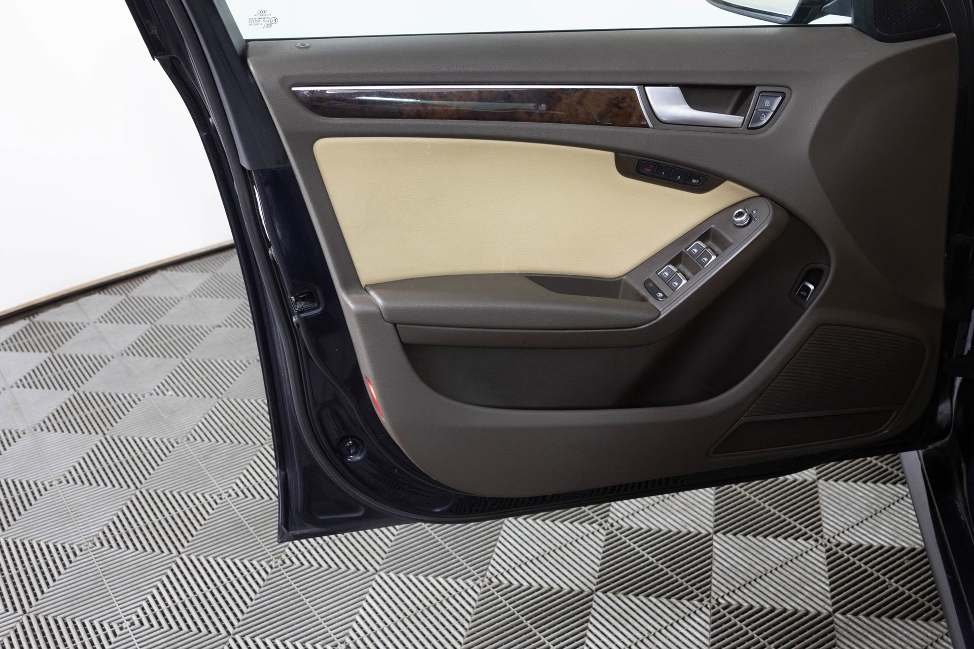 Used 2014 Audi A4 2.0T Premium Plus image 15