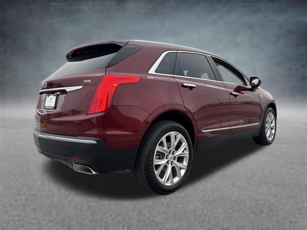Used 2017 Cadillac XT5 Luxury image 9