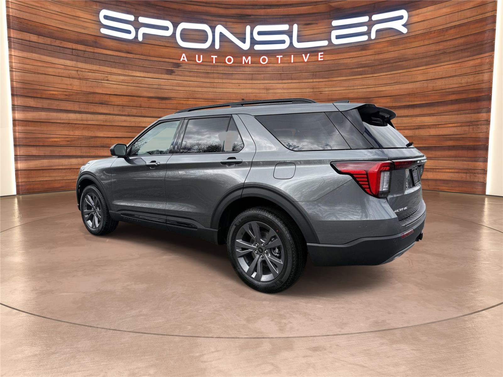 New 2026 Ford Explorer Active AWD/4WD image 3