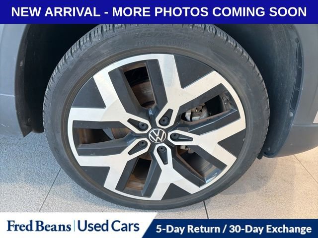 Used 2022 Volkswagen Taos SEL image 7
