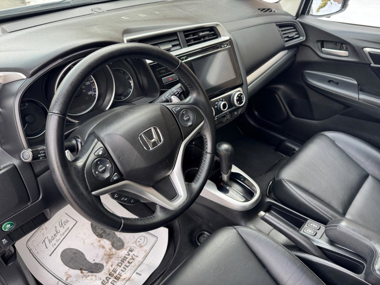Used 2017 Honda Fit EX-L image 3