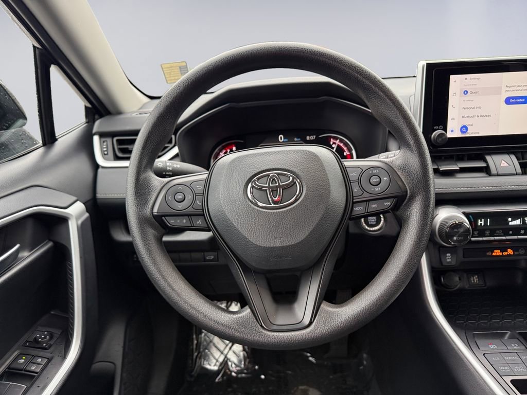 Used 2025 Toyota RAV4 XLE w/ Convenience Package image 13