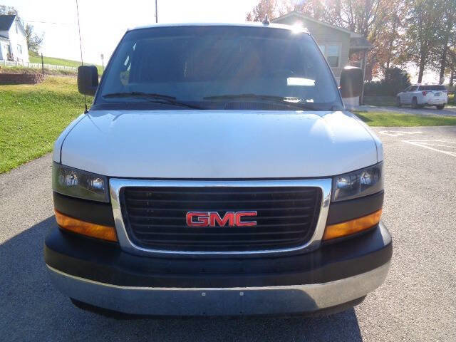 Used 2021 GMC Savana 2500 w/ Driver Convenience Package image 10