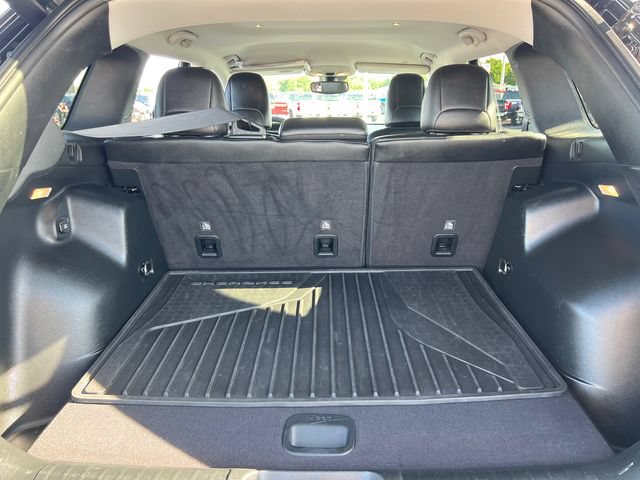 Used 2022 Jeep Cherokee Latitude Lux w/ Mopar Interior Package FWD image 5
