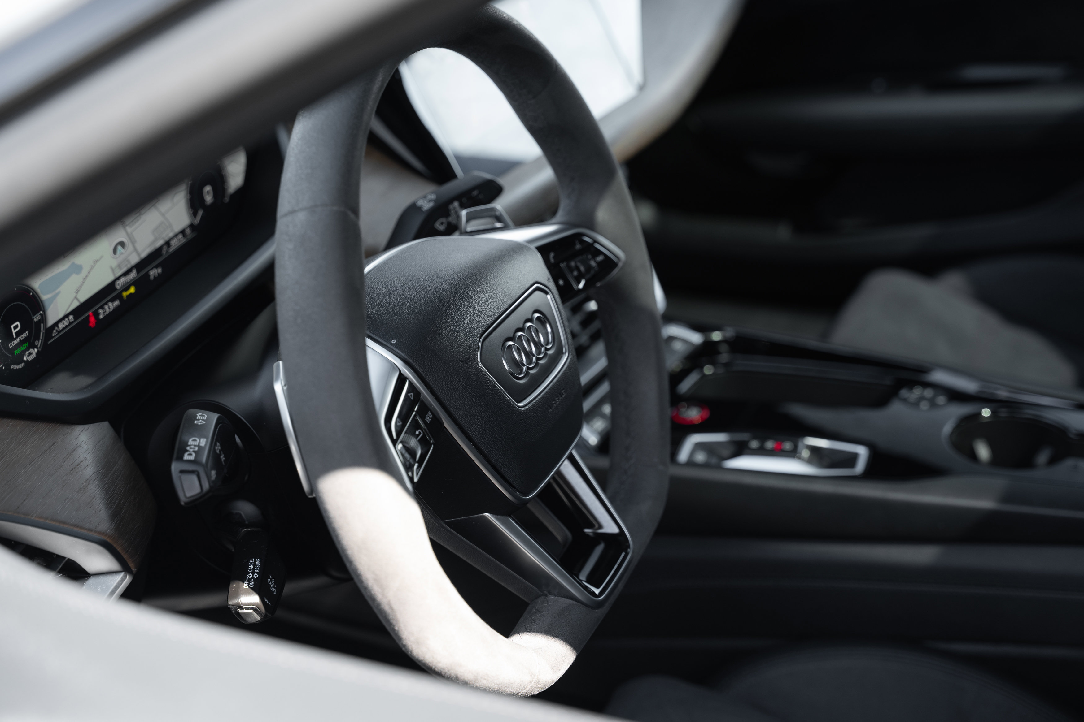 Certified 2023 Audi e-tron GT Premium Plus image 11