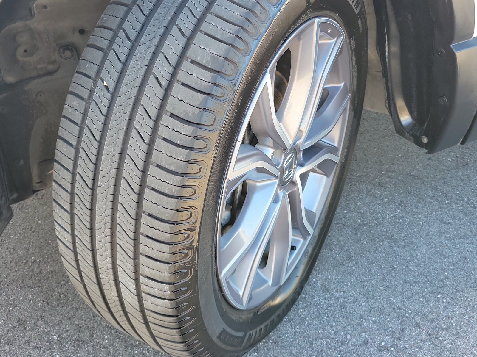 Used 2020 Honda CR-V Touring image 11