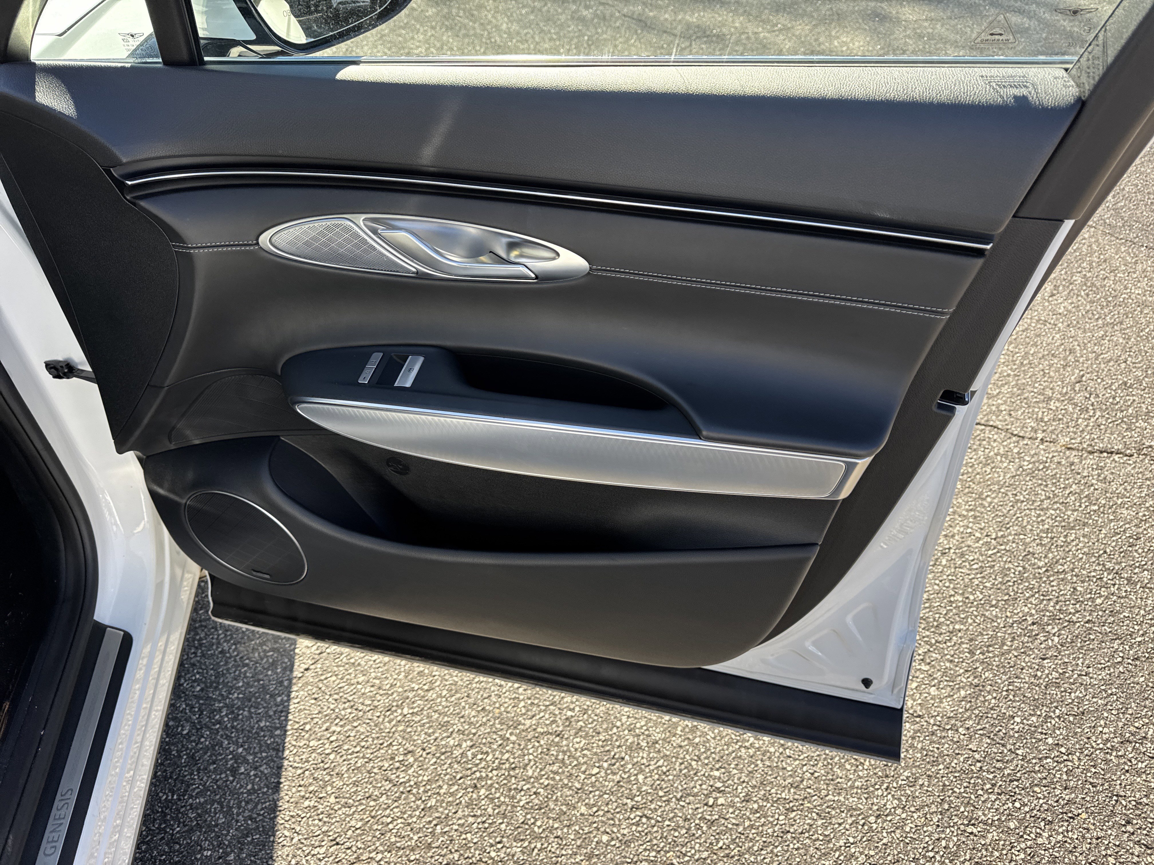 Used 2022 Genesis GV70 2.5T w/ Select Package image 14