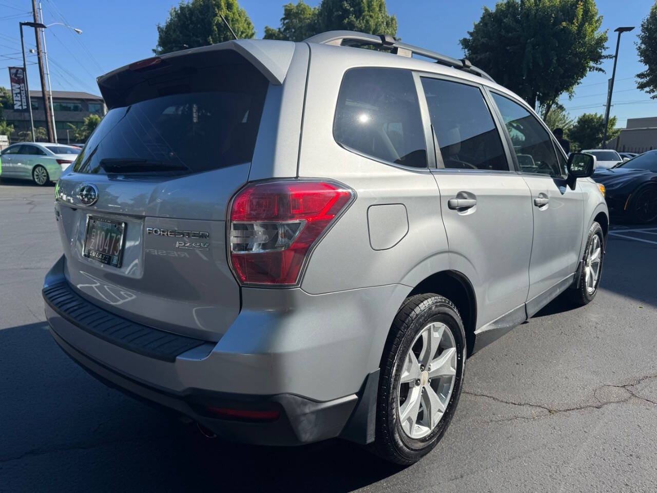 Used 2014 Subaru Forester 2.5i Limited w/ Rugged Package #2 AWD/4WD image 5
