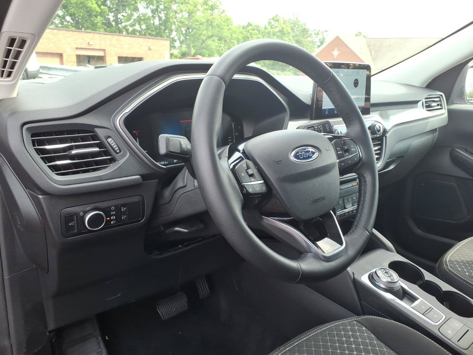Used 2023 Ford Escape Active AWD/4WD image 14