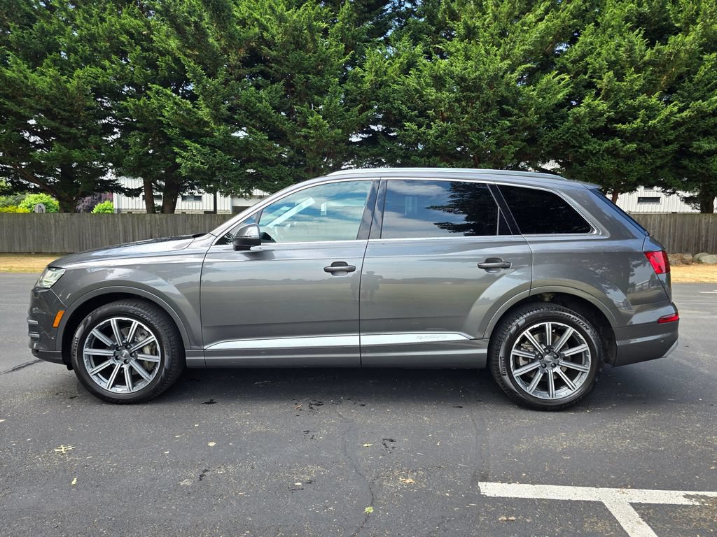 Used 2019 Audi Q7 3.0T Prestige w/ Prestige Package AWD/4WD image 3