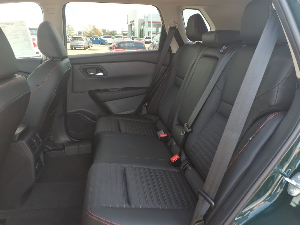 New 2027 Nissan Rogue SV w/ Rock Creek Premium Package AWD/4WD image 34