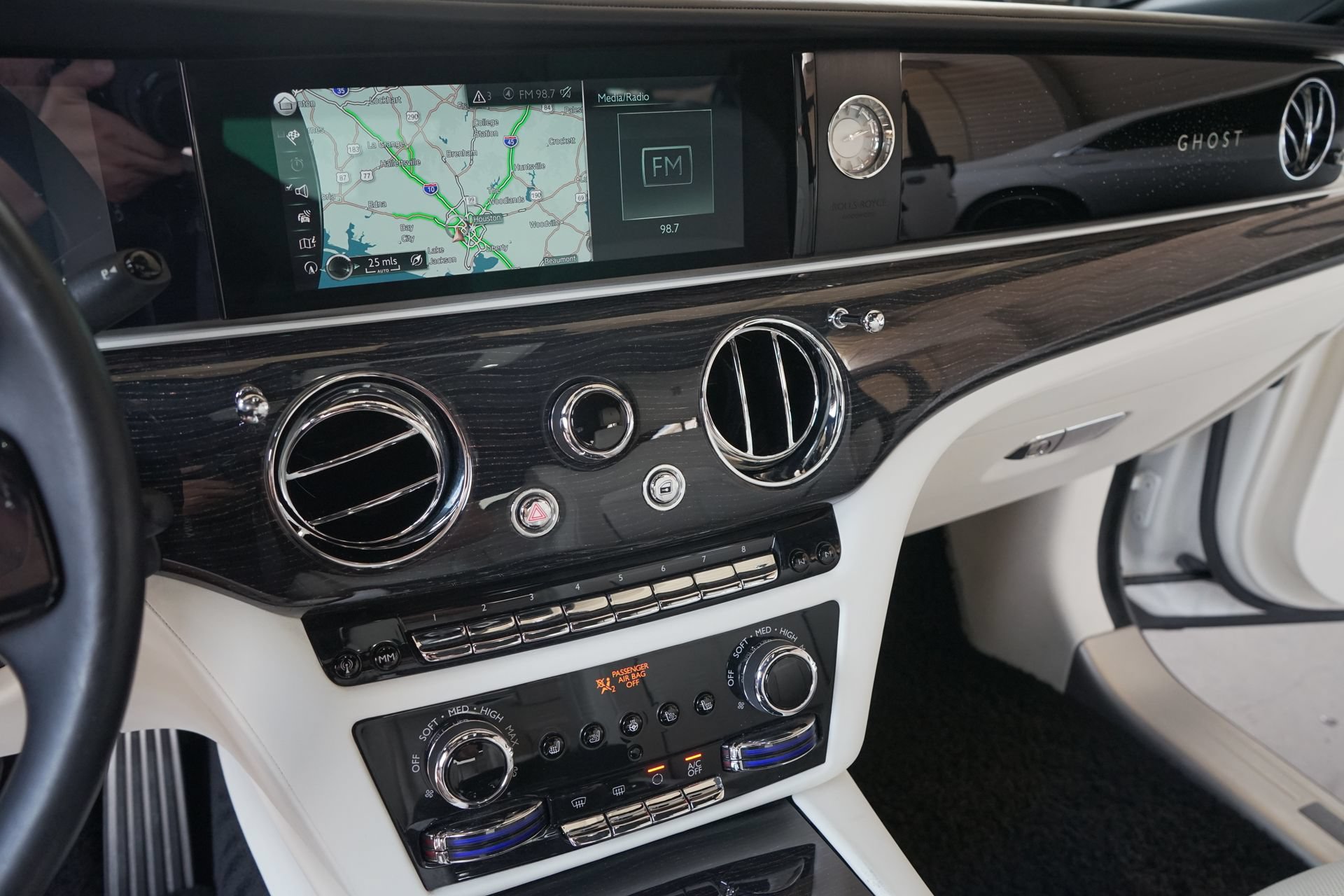 Used 2021 Rolls-Royce Ghost AWD/4WD image 14