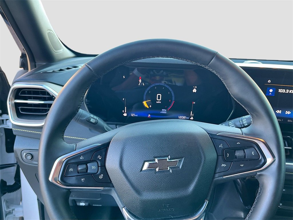 Used 2024 Chevrolet TrailBlazer ACTIV w/ Convenience Package image 11