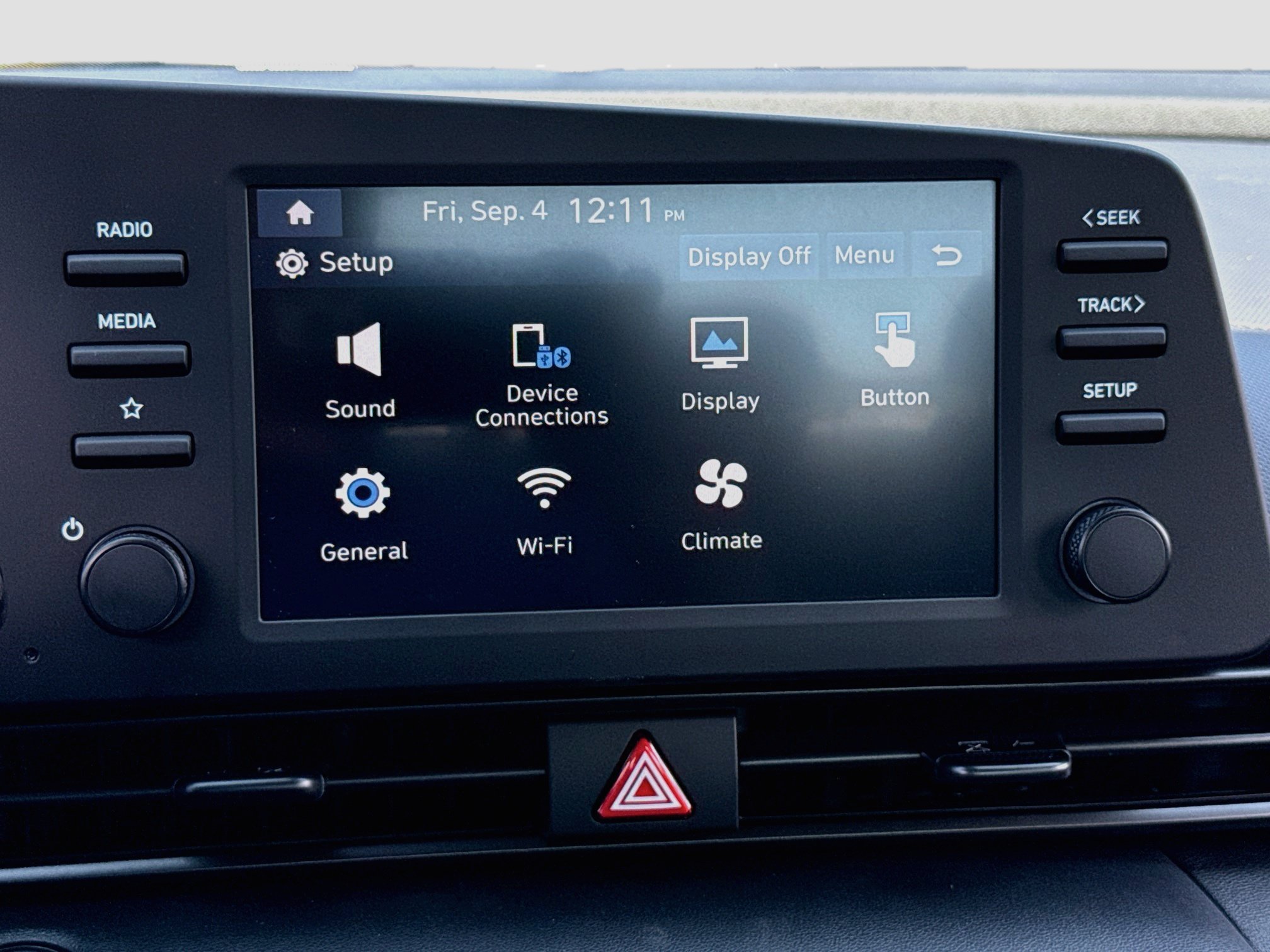 New 2026 Hyundai Elantra SEL Sport FWD image 9