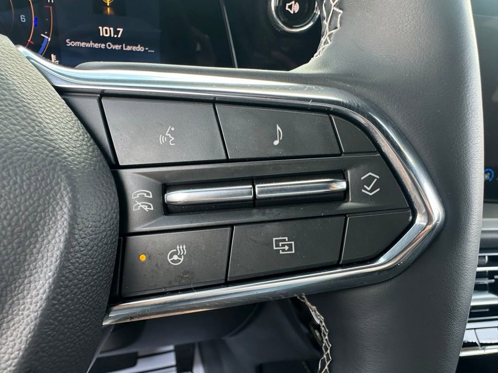 Used 2025 Chevrolet Traverse LT w/ Midnight/Sport Edition image 30