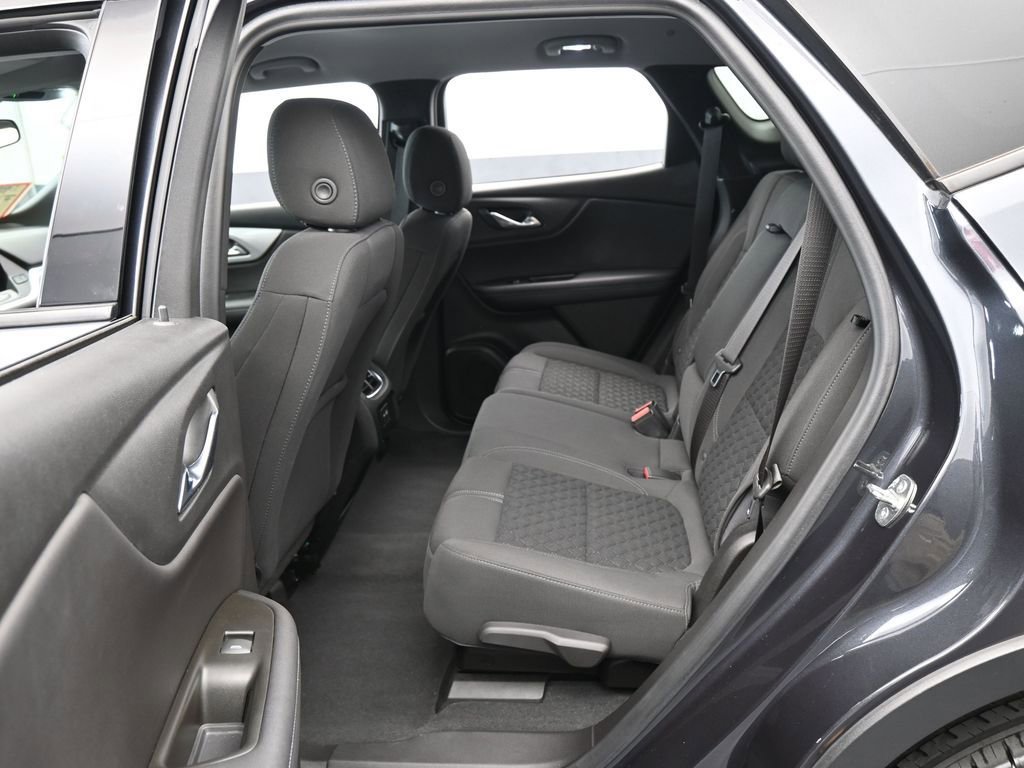 Used 2022 Chevrolet Blazer LT image 28
