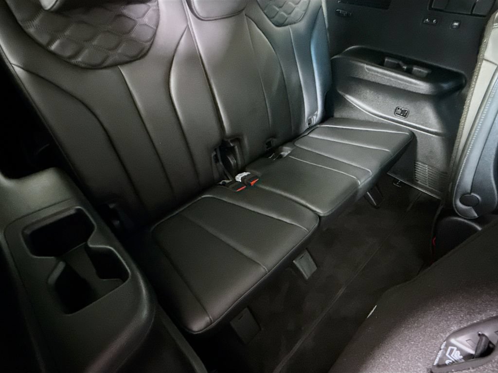 Certified 2022 Hyundai Palisade Calligraphy w/ Cargo Package FWD image 32