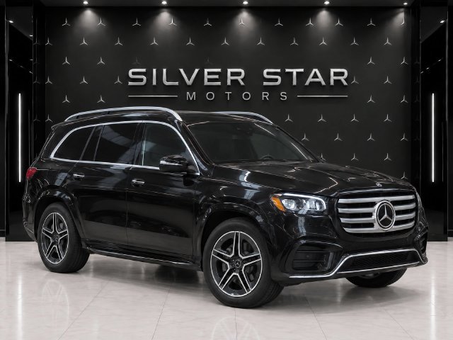 Used 2024 Mercedes-Benz GLS 450 4MATIC image 1