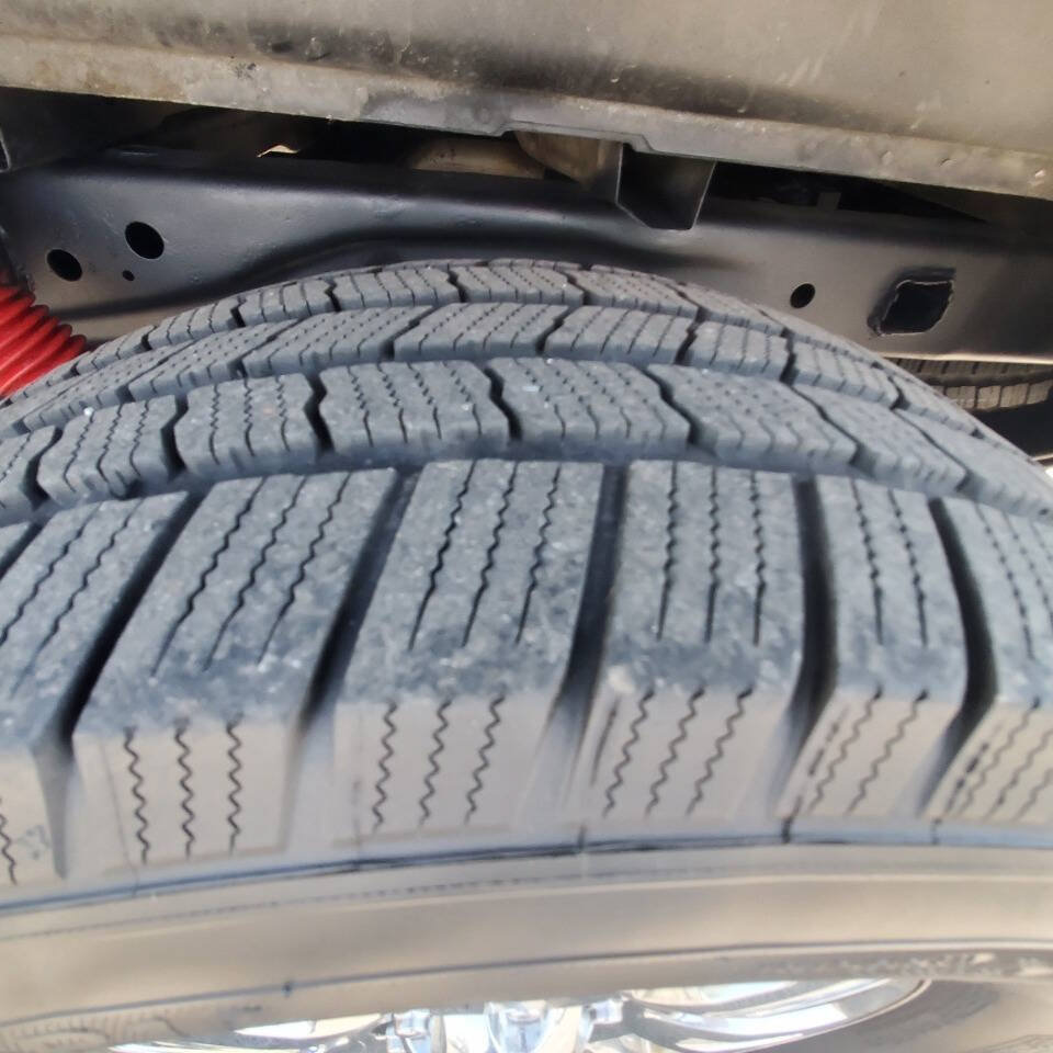 Used 2012 Ford F150 XLT w/ XLT Chrome Pkg AWD/4WD image 30