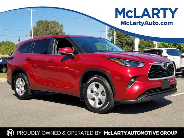 Used 2024 Toyota Highlander LE