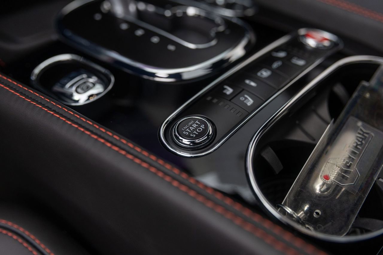 Used 2018 Bentley Flying Spur S V8 AWD/4WD image 36
