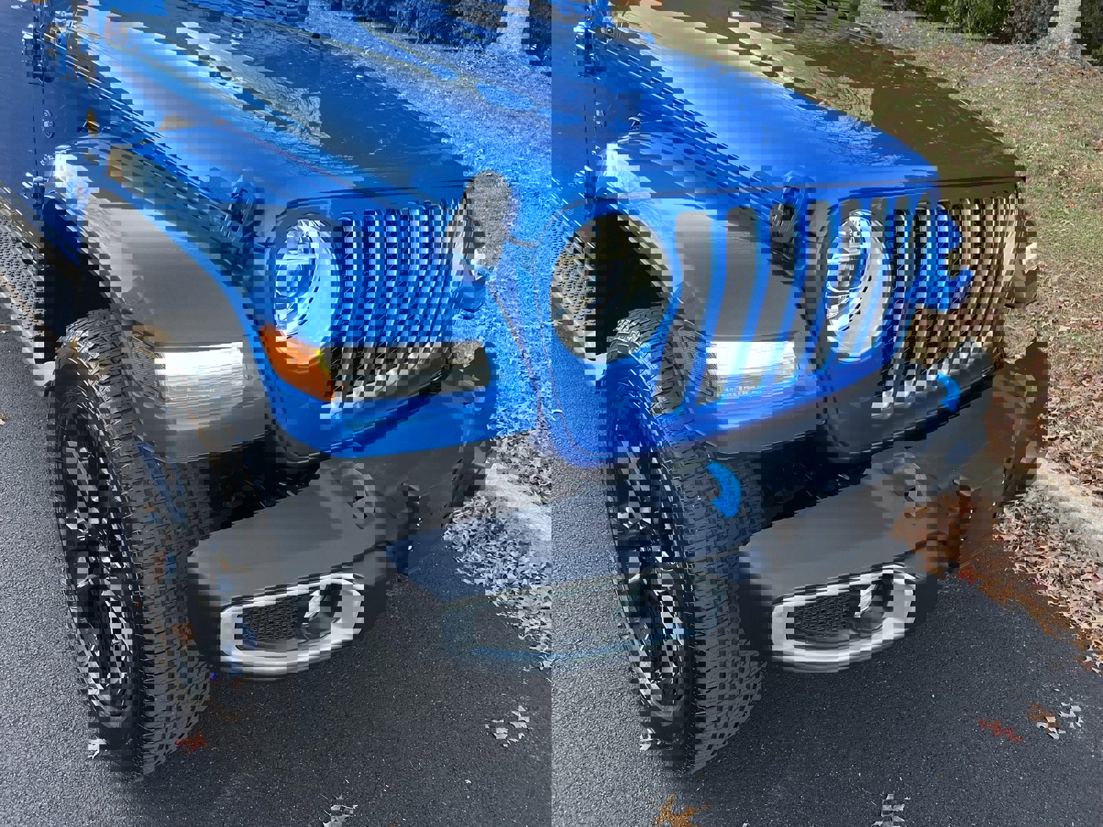 Used 2022 Jeep Wrangler Unlimited Sahara w/ Cold Weather Group image 52