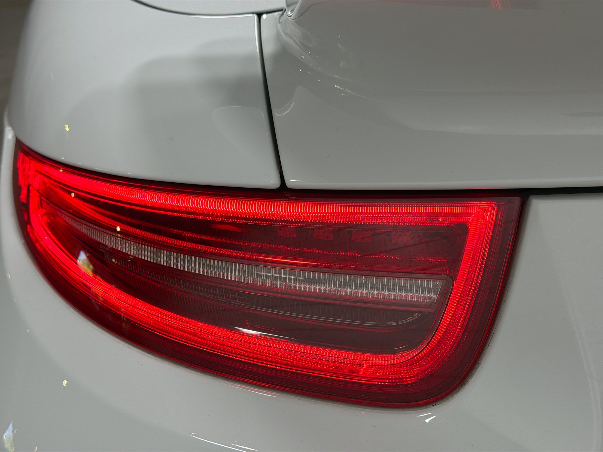 Certified 2015 Porsche 911 Turbo AWD/4WD image 11