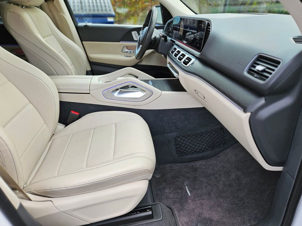 Used 2020 Mercedes-Benz GLE 350 4MATIC image 9