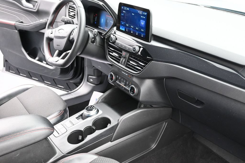 Certified 2025 Ford Escape ST-Line FWD image 10