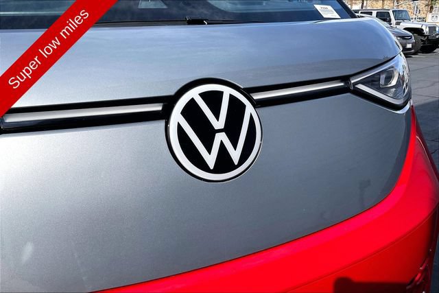 Used 2025 Volkswagen ID. Buzz Pro S Plus AWD/4WD image 30