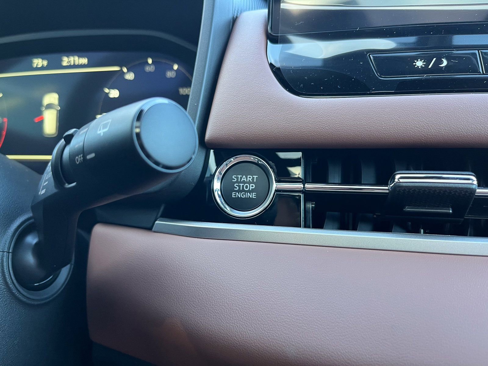 New 2026 Mitsubishi Outlander SEL image 16