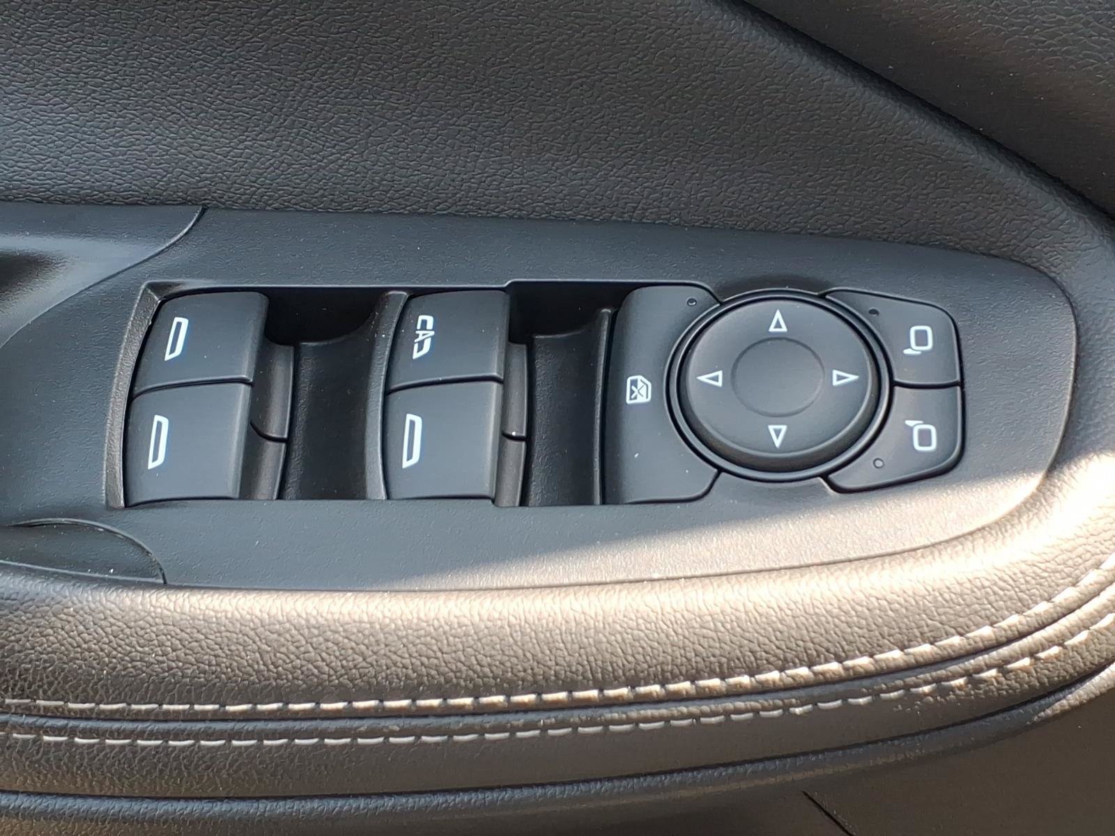 Certified 2023 Buick Encore GX Select w/ Sport Touring Package FWD image 23