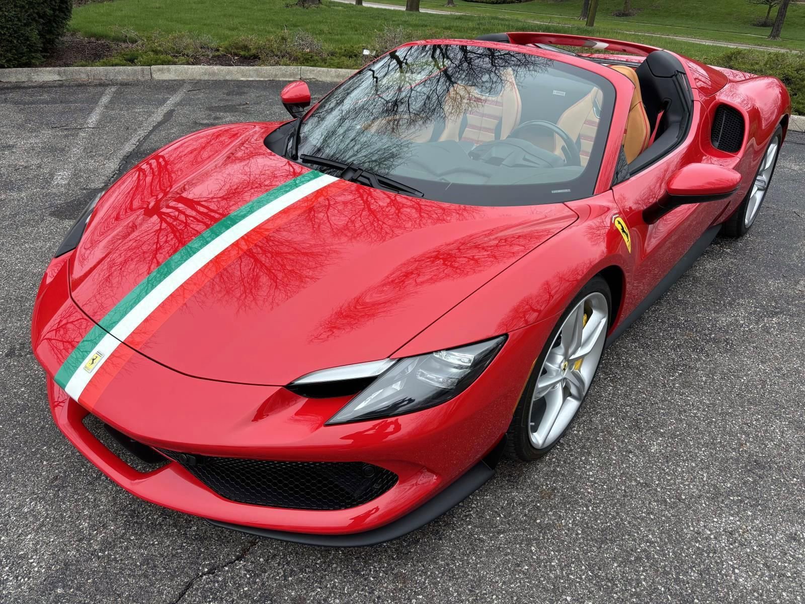 Used 2025 Ferrari 296 GTS RWD image 3