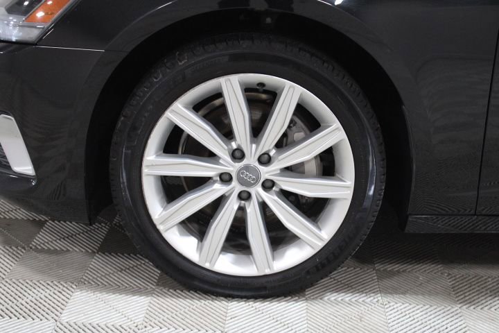 Used 2020 Audi A6 2.0T Premium image 39