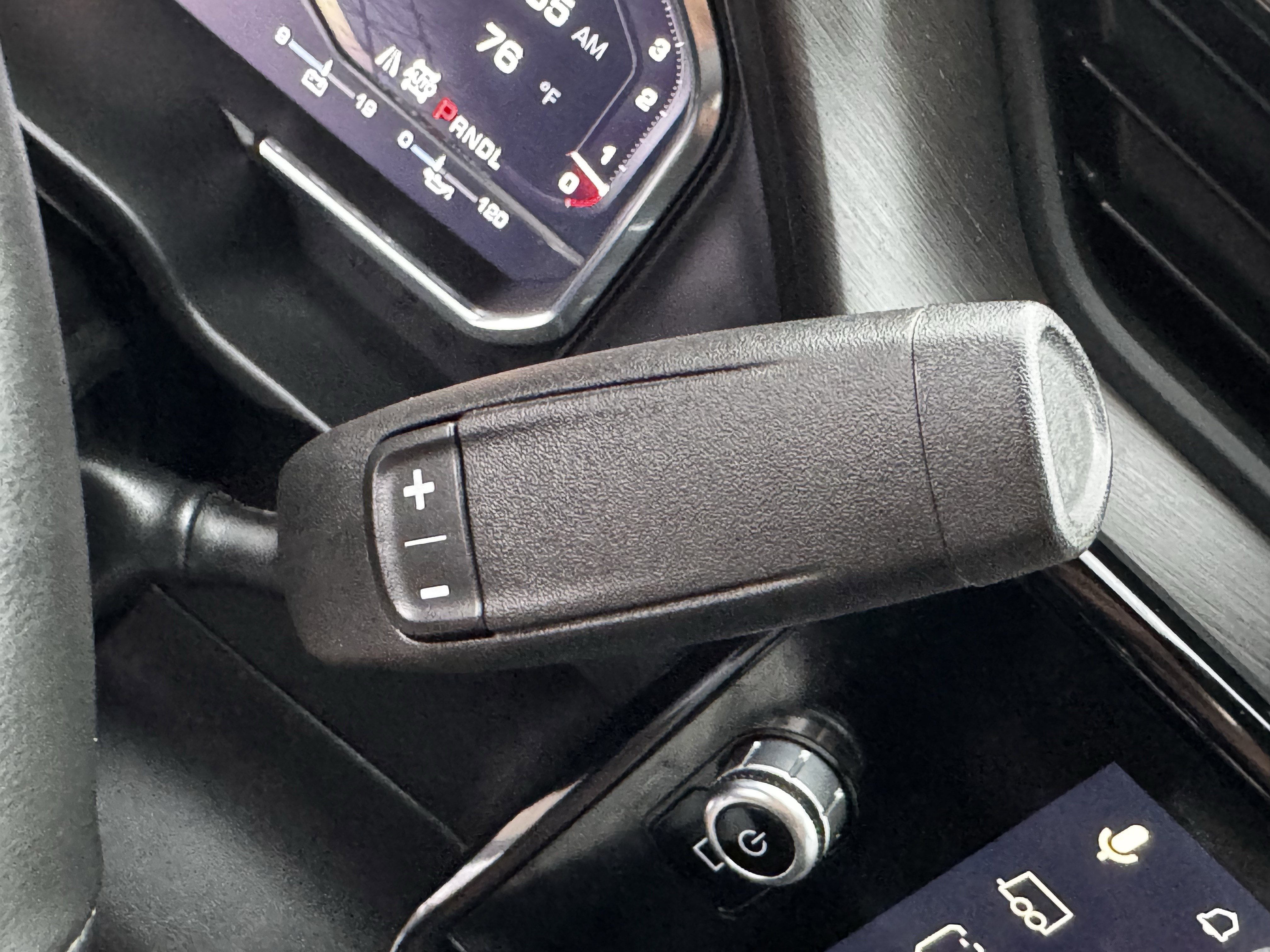 Used 2025 GMC Sierra 2500 AT4 image 21