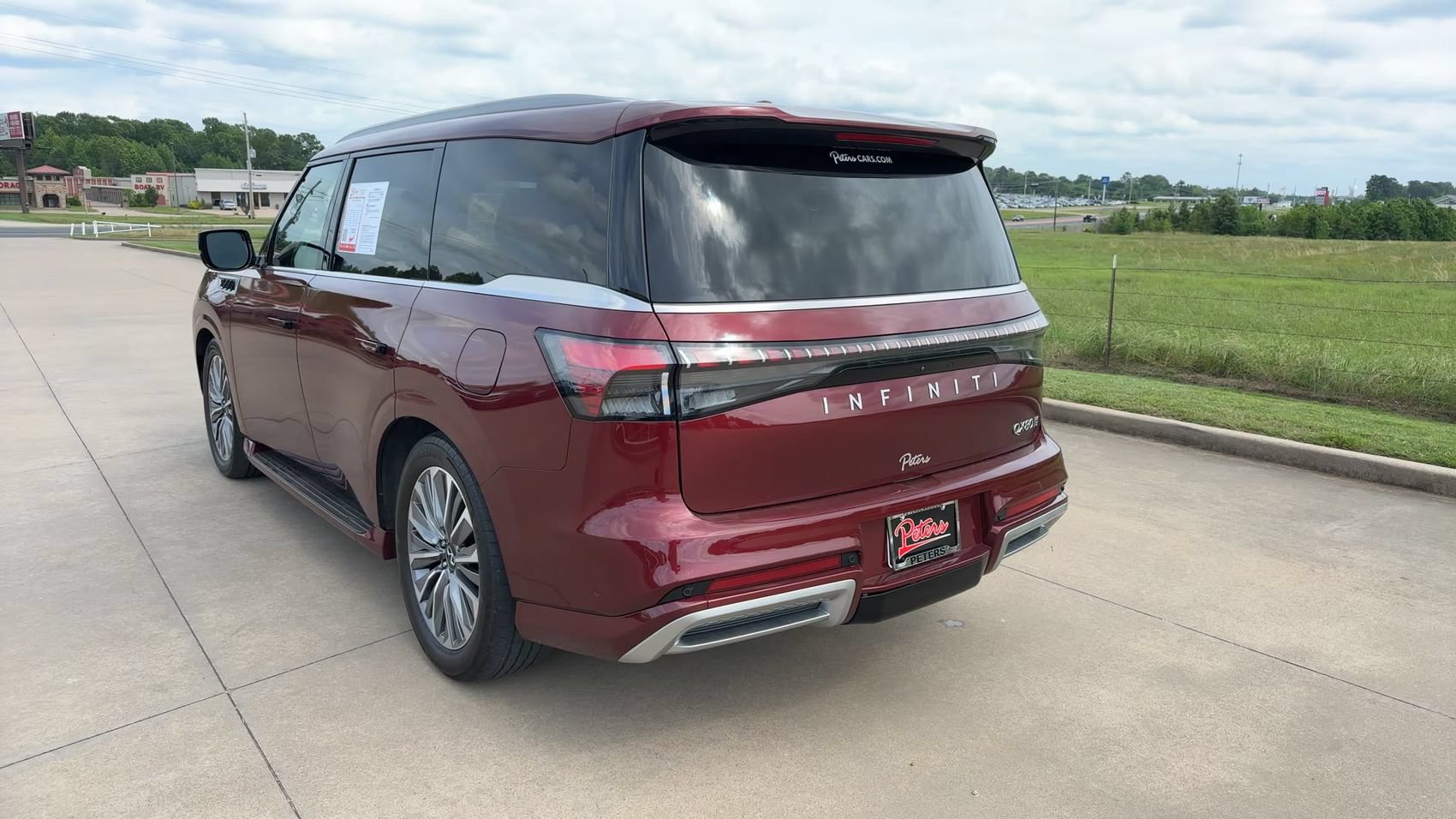 Used 2025 INFINITI QX80 Sensory AWD/4WD image 7