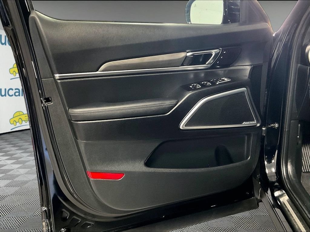 Used 2023 Kia Telluride SX X-Pro AWD/4WD image 9