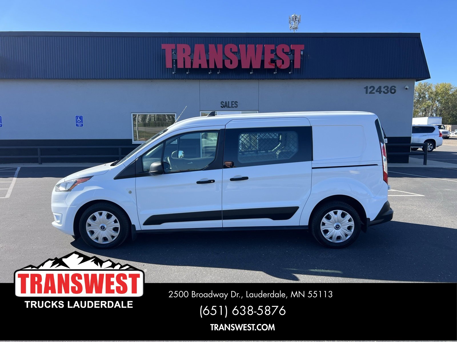 Used 2021 Ford Transit Connect XLT image 11