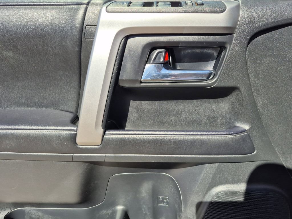 Used 2024 Toyota 4Runner SR5 image 6