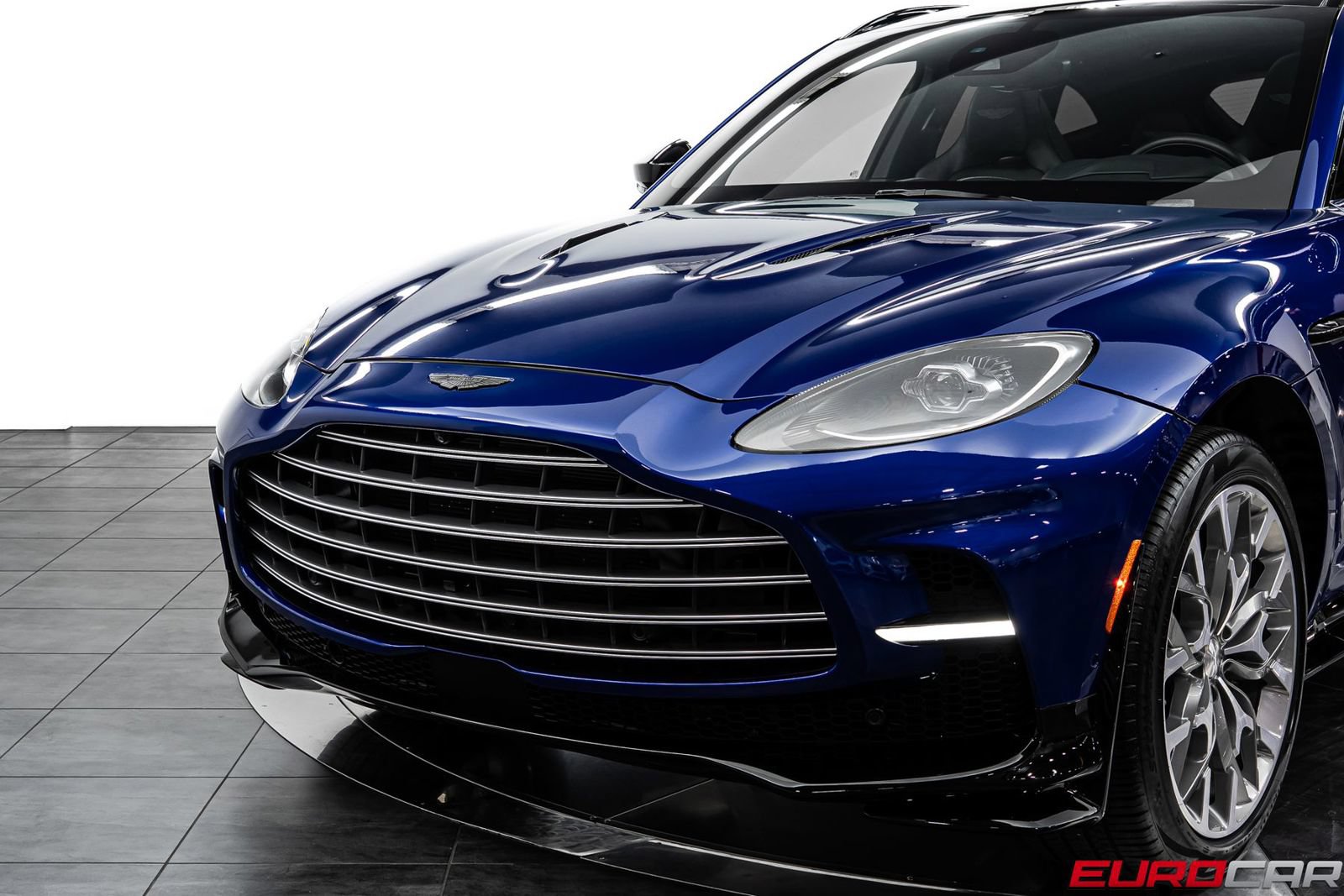 Used 2023 Aston Martin DBX 707 AWD/4WD image 12