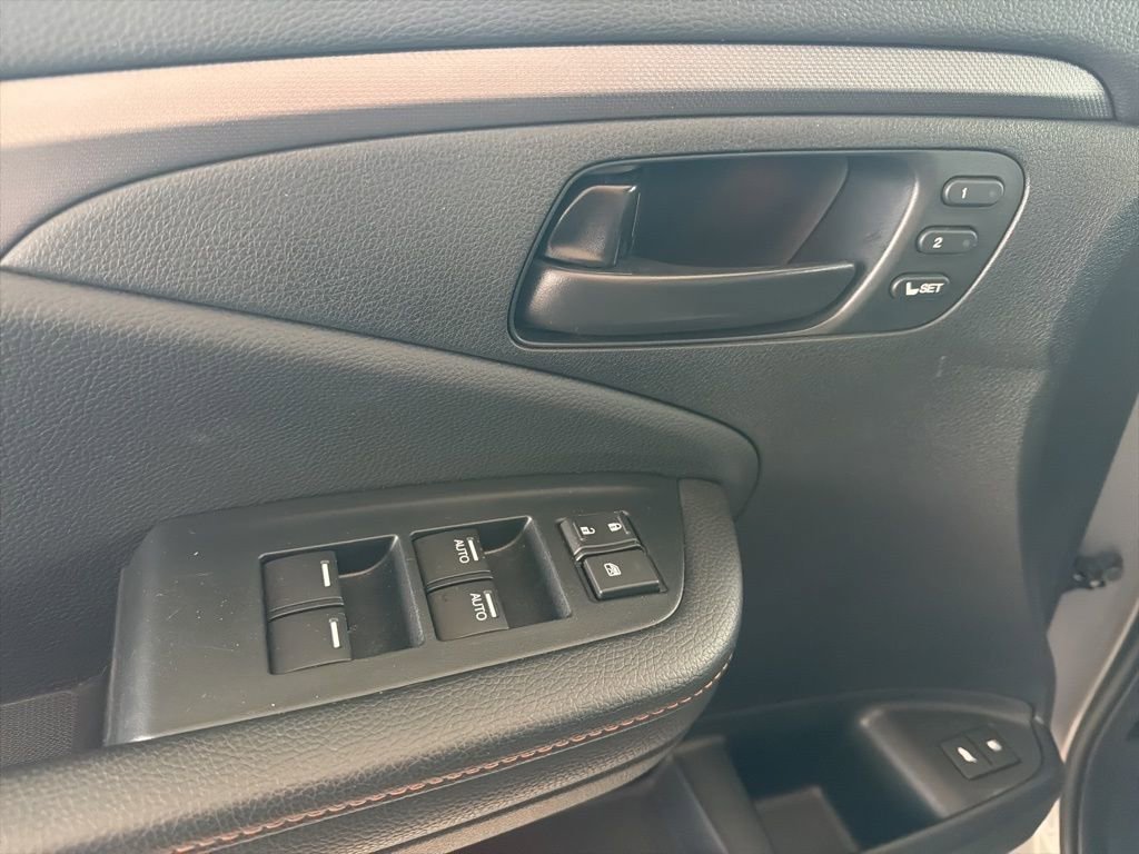 Certified 2023 Honda Passport TrailSport image 27