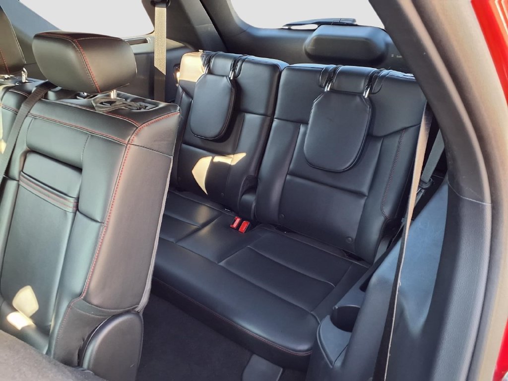 Certified 2025 Ford Explorer ST-Line w/ Premium Package RWD image 29