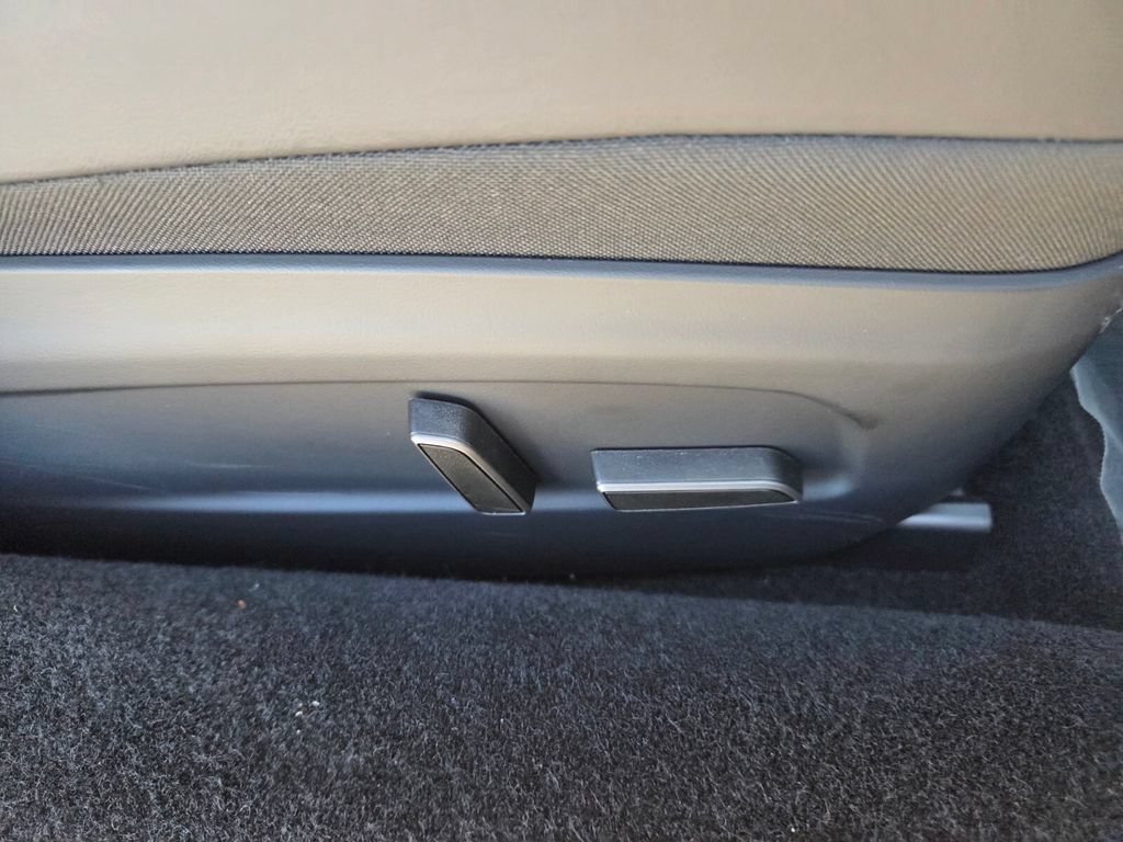 Used 2025 Tesla Model 3 Long Range RWD image 15