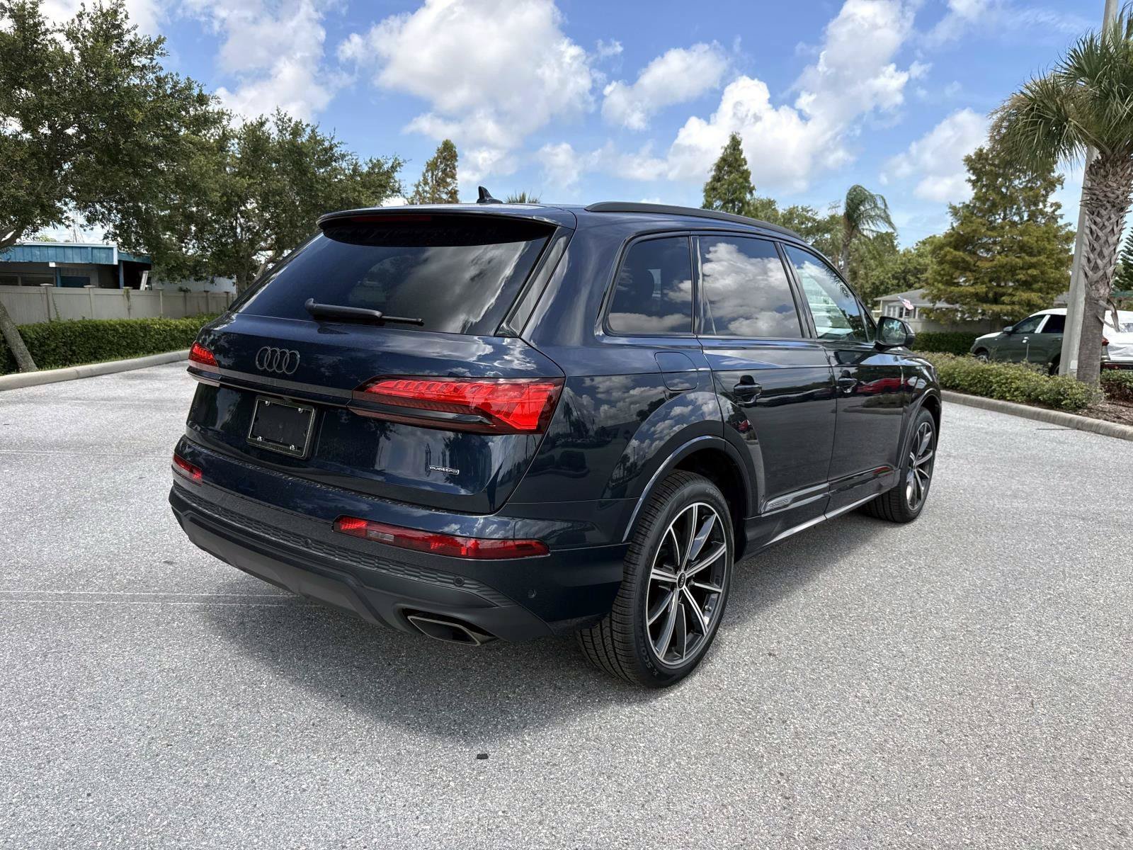New 2026 Audi Q7 2.0T Premium Plus AWD/4WD image 4